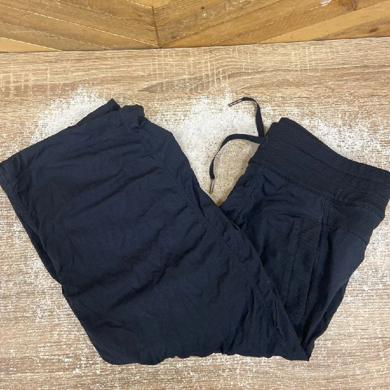 Rechargeable hiking trail perimeter floodlight-Lululemon- studio pants cropped : Black -women-MD