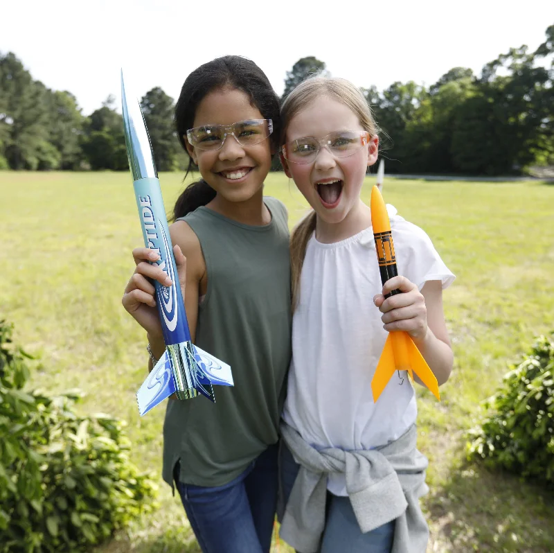 Lightweight site blade-Lexington Youth Day Camp 6/30-7/3/2025